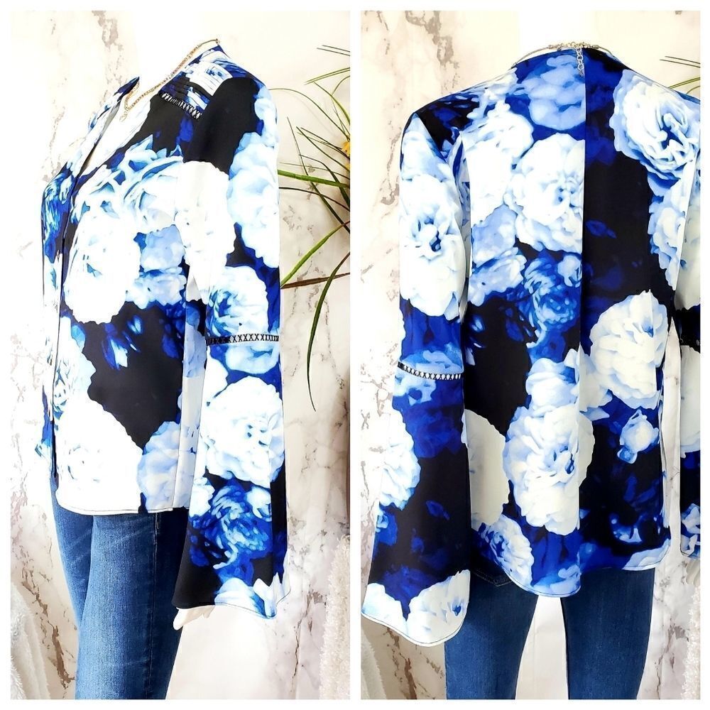 Calvin Klein gorgeous bell sleeve button front top